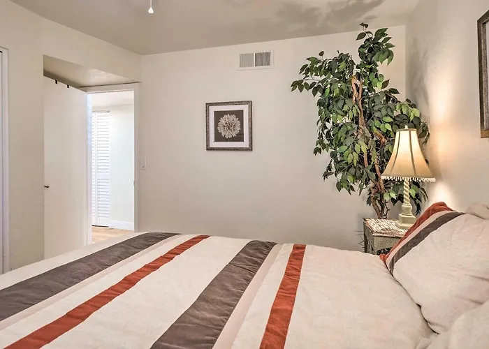 Сasa de vacaciones Heated Pool, Views, & Trail Access: Escape Phoenix