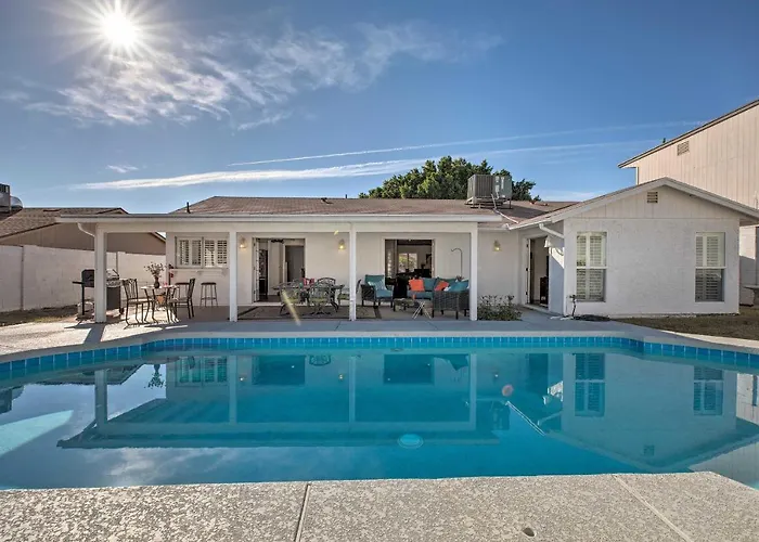 Heated Pool, Views, & Trail Access: Escape * Phoenix