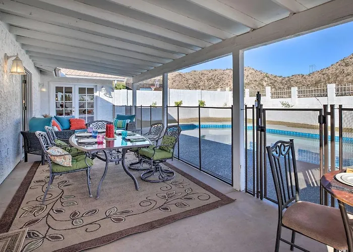 Heated Pool, Views, & Trail Access: Escape Сasa de vacaciones *
